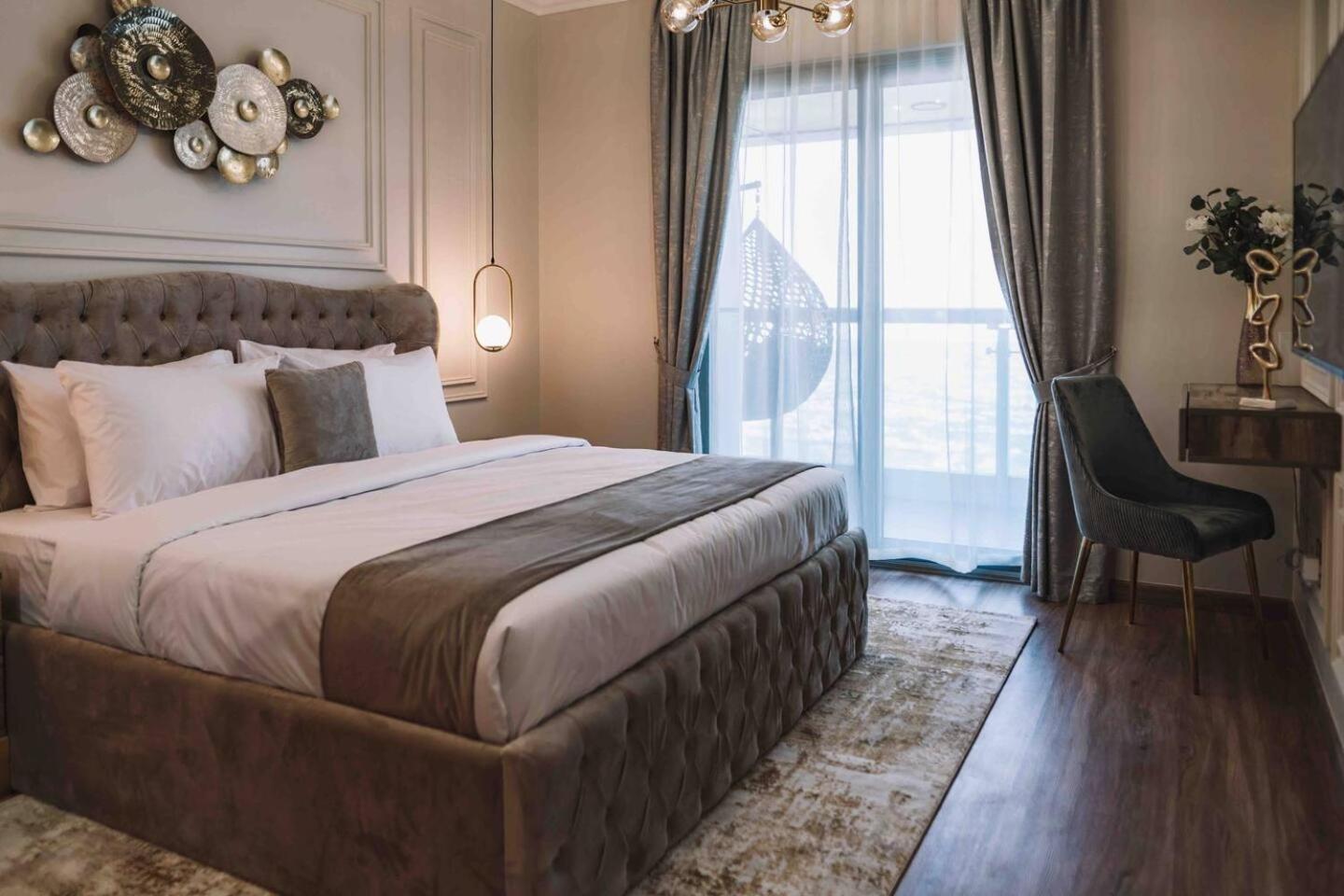 Апартаменты The Penthouse On 71St Floor Дубай Экстерьер фото